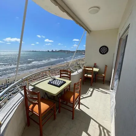 Apartamento Divino Beachfront *