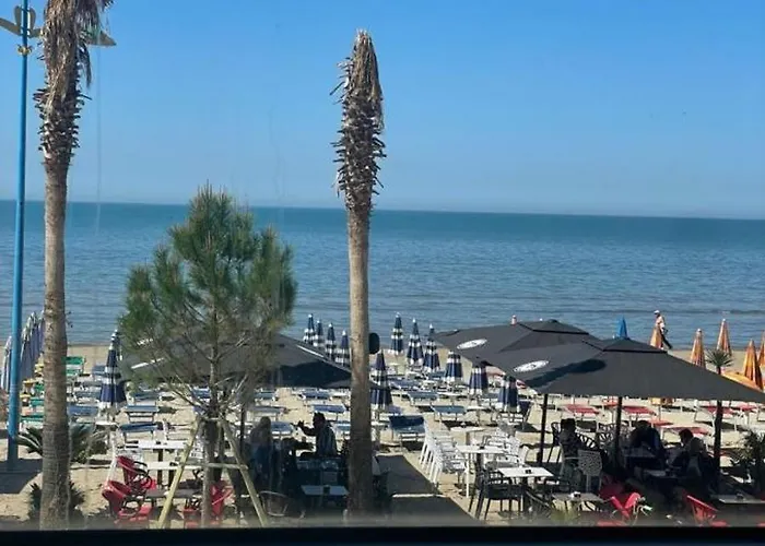 شقة Divino Beachfront دراس